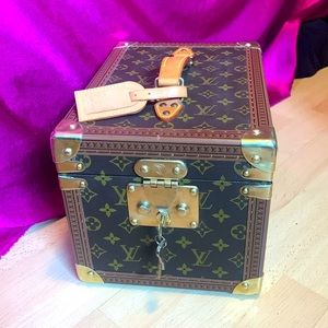 RARE Louis Vuitton Vintage Monogram Boite Flacons Train trunk. Almost mint!